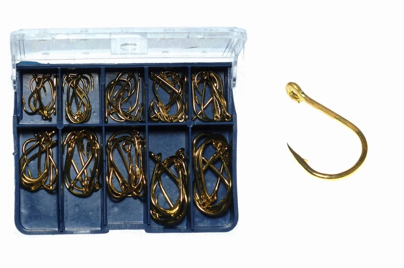 Zestaw złotych haczyków z oczkiem mix rozmiarów